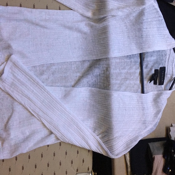 3 sweats - Picture 4 of 4